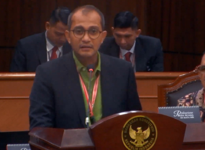 BW Walk Out Saat Eddy Hiariej Berikan Keterangan di Sidang MK