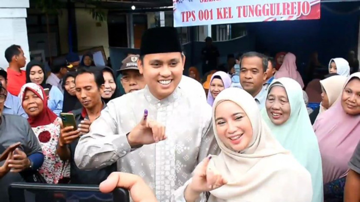 Antara Hujan dan Harapan: Pemilih Kendal Berani Tantangan Pemilu