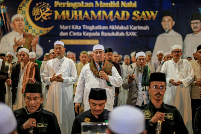 Wali Kota Dumai: Mari Makmurkan Masjid-Masjid Allah