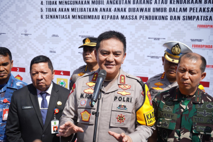 Kapolda Riau Gagas Deklarasi Bersama Tertib Berlalu lintas Dalam Mewujudkan Pemilu Damai 2014 Yang Berkeselamatan