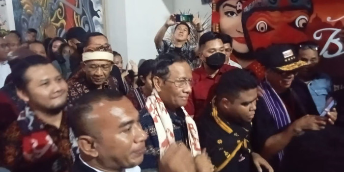 Mahfud MD Hadiri Dialog Diaspora dan Deklarasi Dukungan Warga NTT Di Rumah Aspirasi