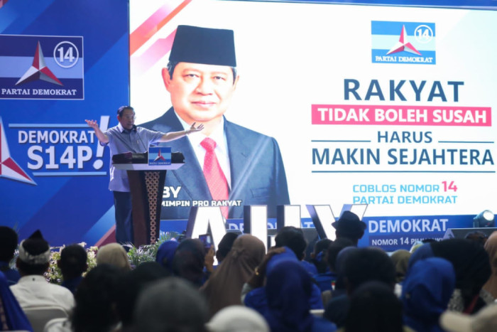 Lihat Kondisi Jalan Rusak di Subang, AHY: Pembangunan Infrastruktur Harus Merata