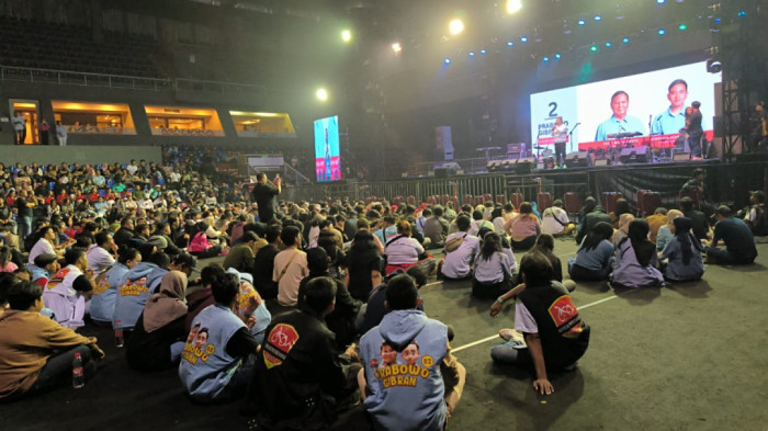 Relawan Kami Gibran gelar Konser Denny Caknan di Kelapa Gading