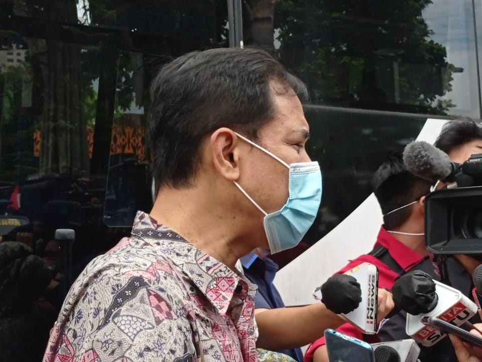 Keluarga Laskar FPI yang Tewas di Tol KM 50 Tolak Diperiksa Polisi,  Munarman:  Hentikan Rekayasa,  Hentikan Kebohongan... 