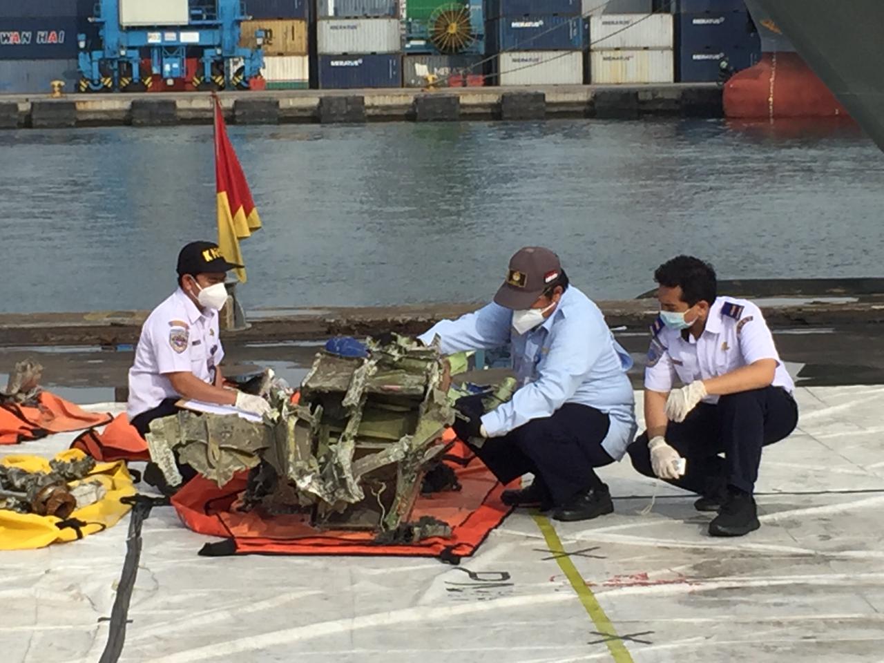 KNKT Diberi Tugas Cari CVR Sriwijaya Air SJ 182