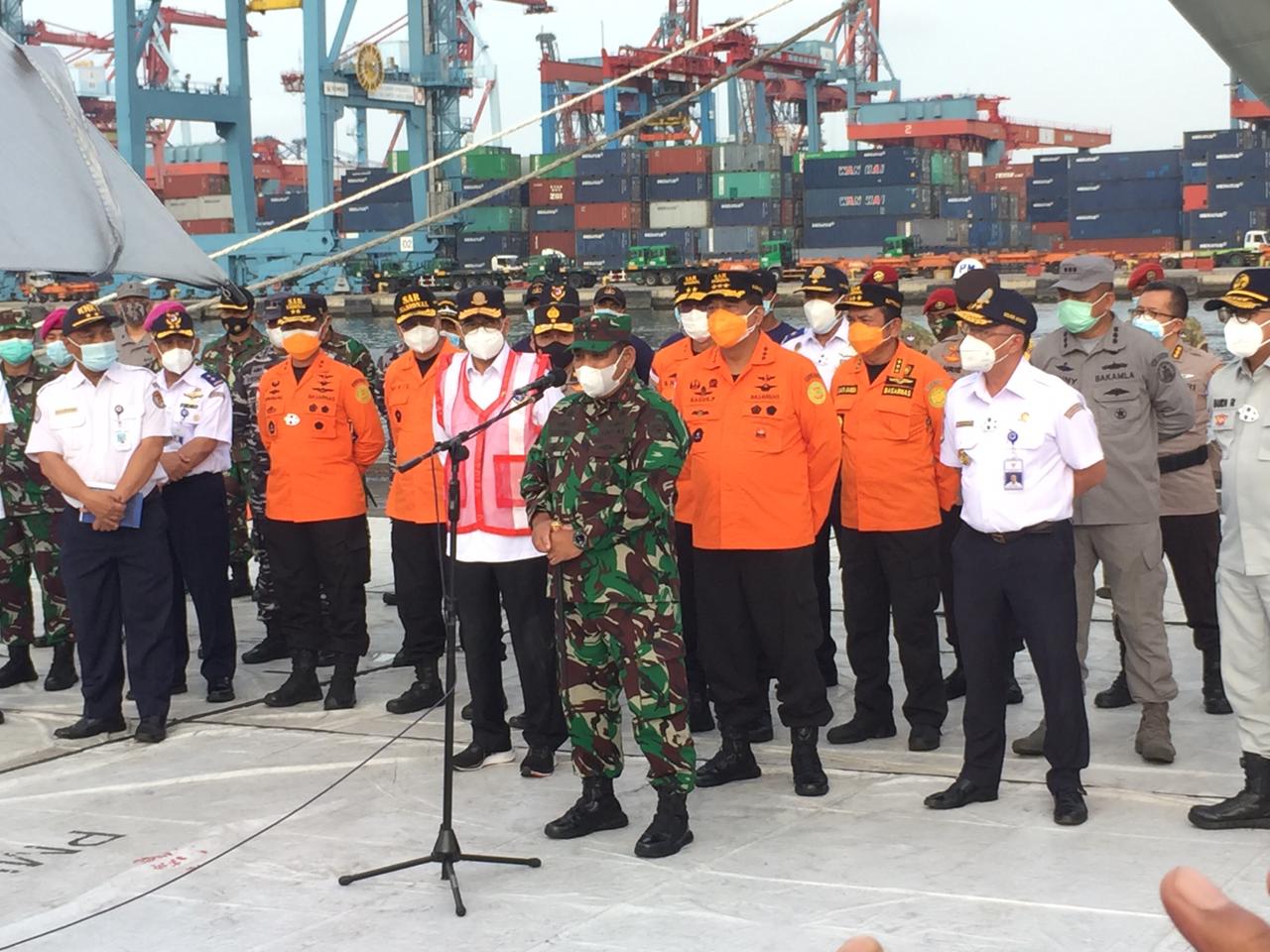 Operasi SAR Dihentikan, TNI AL Tetap Berada di Kepulauan Seribu