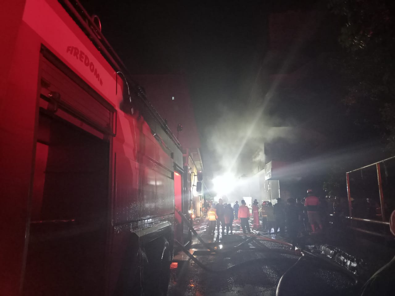 Korsleting Listrik Penyebab Ratusan Kios di Blok C Pasar Inpres Pasar Minggu Terbakar