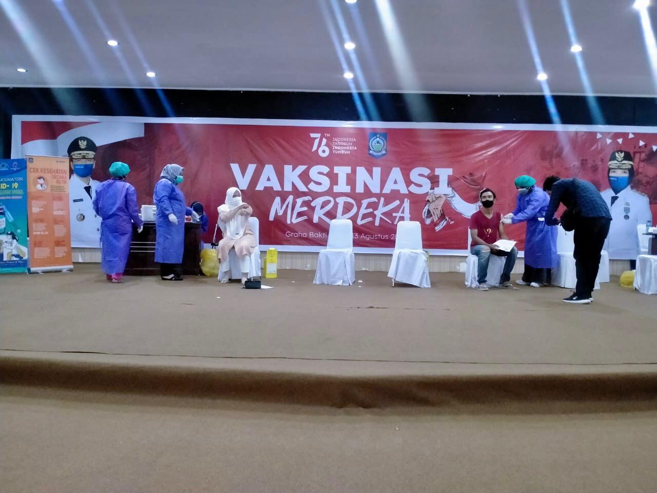 Pemprov NTB Peringati HUT RI ke76 dengan Cara Vaksinasi Merdeka untuk Masyarakat
