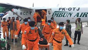 Jenazah Kru Pesawat Rimbun Air  dan Kotak Hitam Berhasil Dievakuasi ke Timika