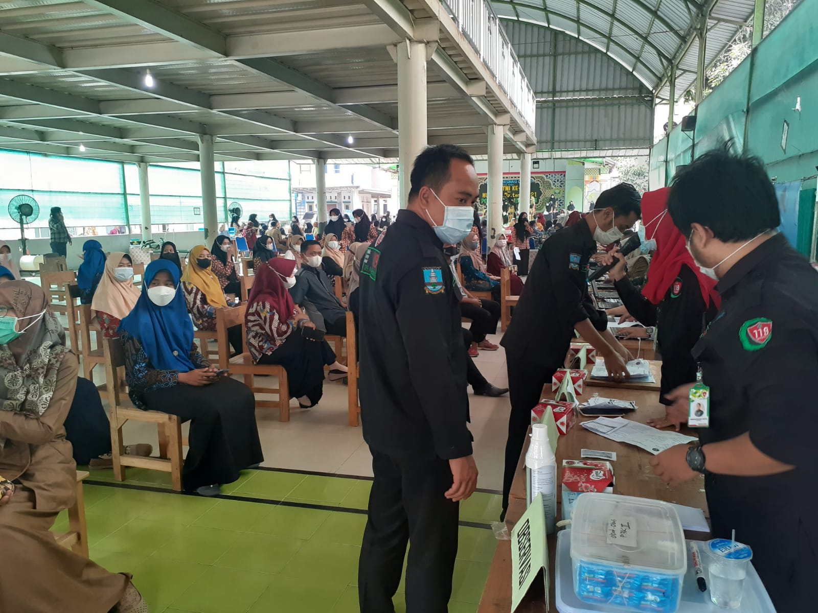 HUT ke-76 TNI, TNI AL Gelar Vaksinasi Sasar 3.000 Santri di Banten