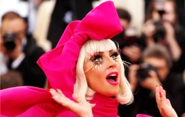 Lady Gaga Latah Ikuti Jejak Bisnis Rihanna dan J.Lo