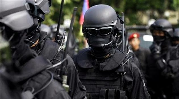 Polrestabes Bandung  Perketat Penjagaan Hingga Tingkat Mapolsek, Petugas Dipersenjatai dan Gunakan Pelindung