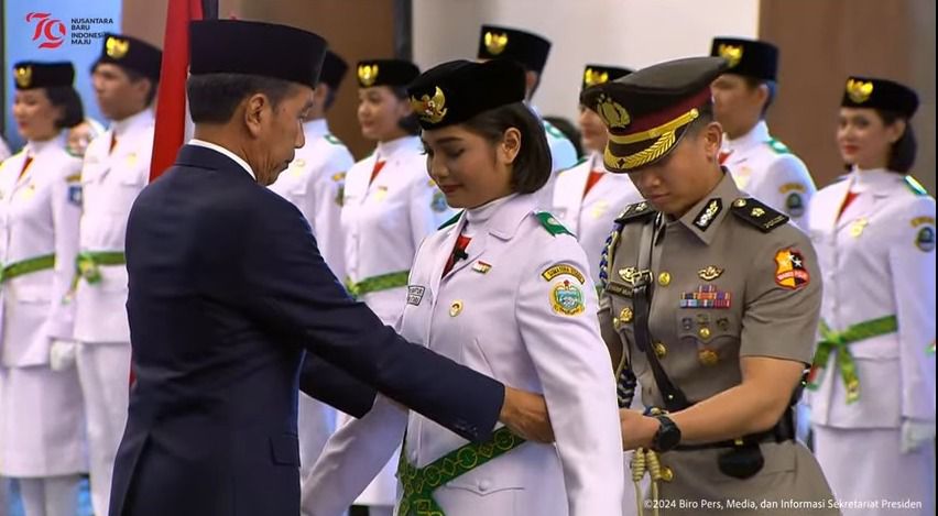 Presiden Jokowi Kukuhkan 76 Anggota Paskibraka Tahun 2024 di IKN