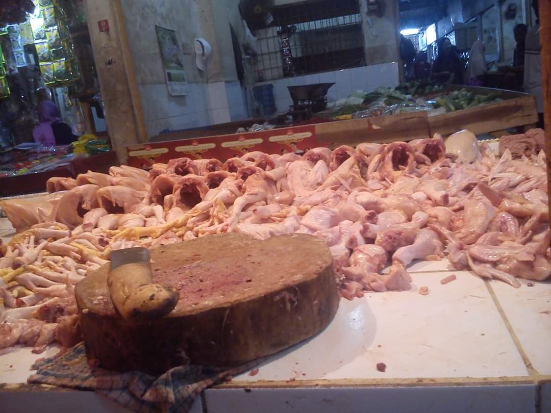 Harga Ayam di Pasar Cianjur Tembus Rp.40 ribu Per Kilogram
