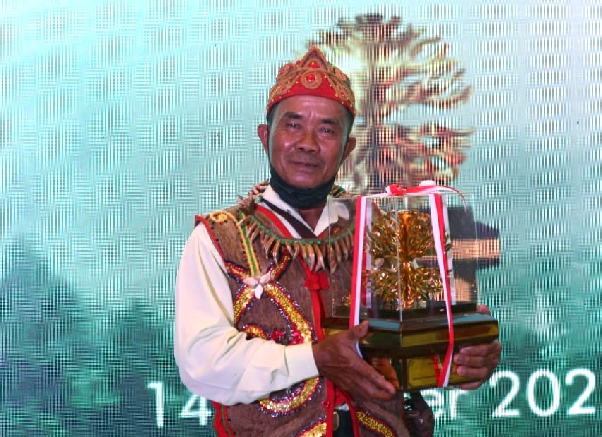 Pelestari Hutan Adat Dapat Penghargaan Kalpataru dari Kementerian Kehutanan, Pertahankan 100 Hektar