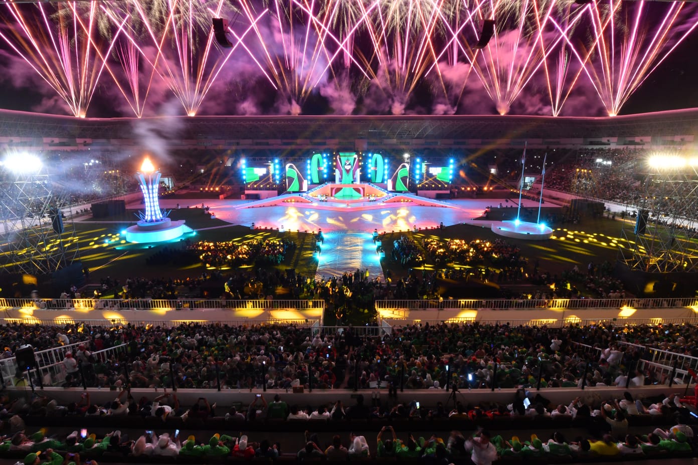 Ribuan Penonton Antusias Hadiri Closing Ceremony PON XXI/2024 di Stadion Utama Sumatra Utara