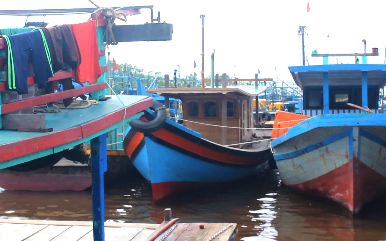 Akibat Gelombang Tinggi Nelayan Sungai Kakap Kubu Raya Hampir Dua Bulan Tidak Melaut