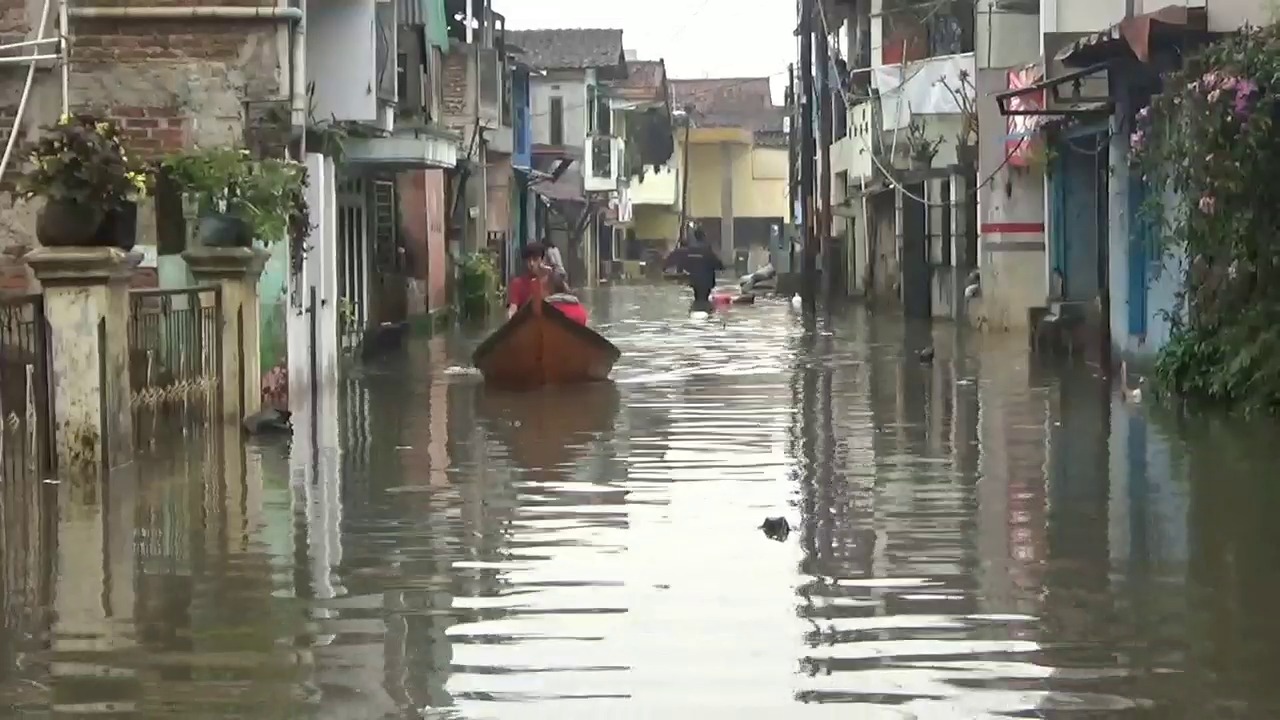 Banjir Luapan Sungai Citarum Belum Surut