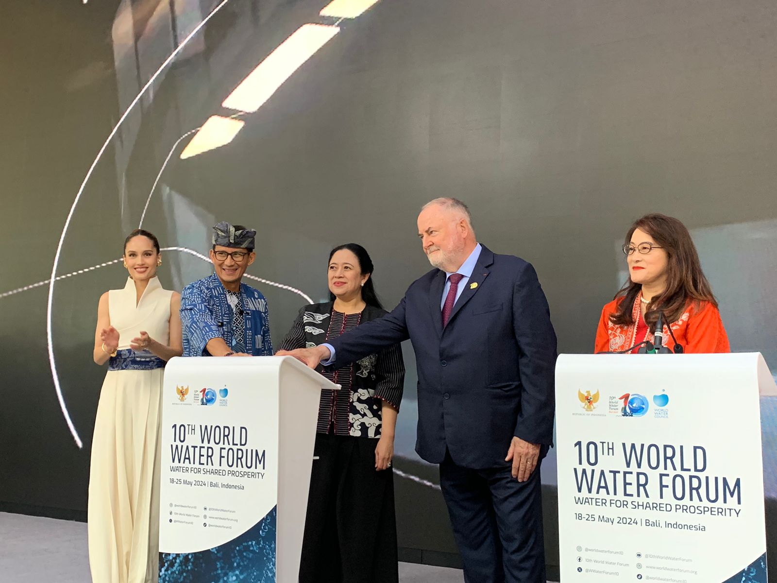 Puan dan Sandiaga Resmikan Expo Air Terbesar Dunia