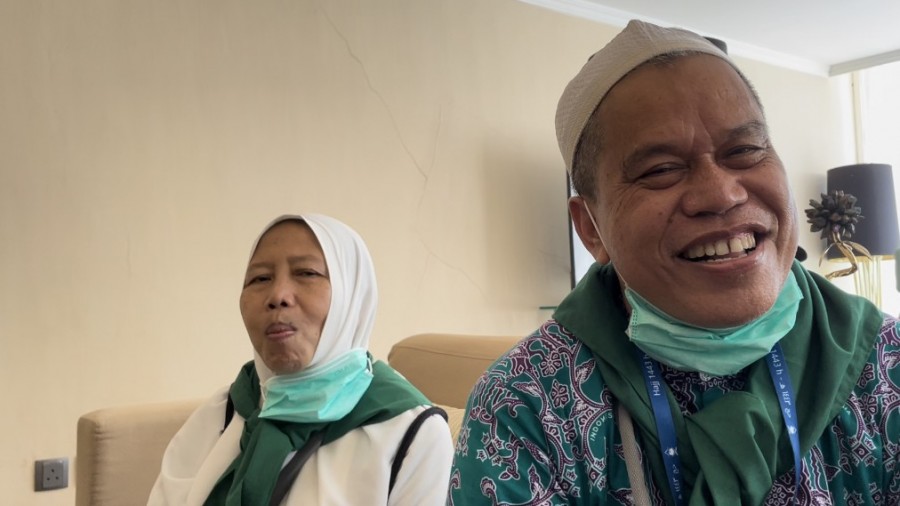 Garuda Tunda Penerbangan ke Indonesia, Jemaah BDJ 1: Alhamdulillah Bisa Tidur Sama Istri